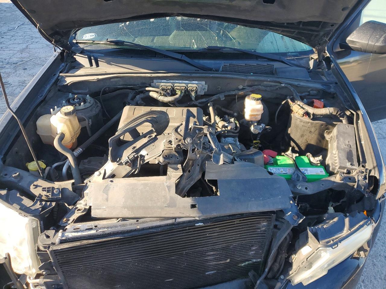 2011 FORD ESCAPE
