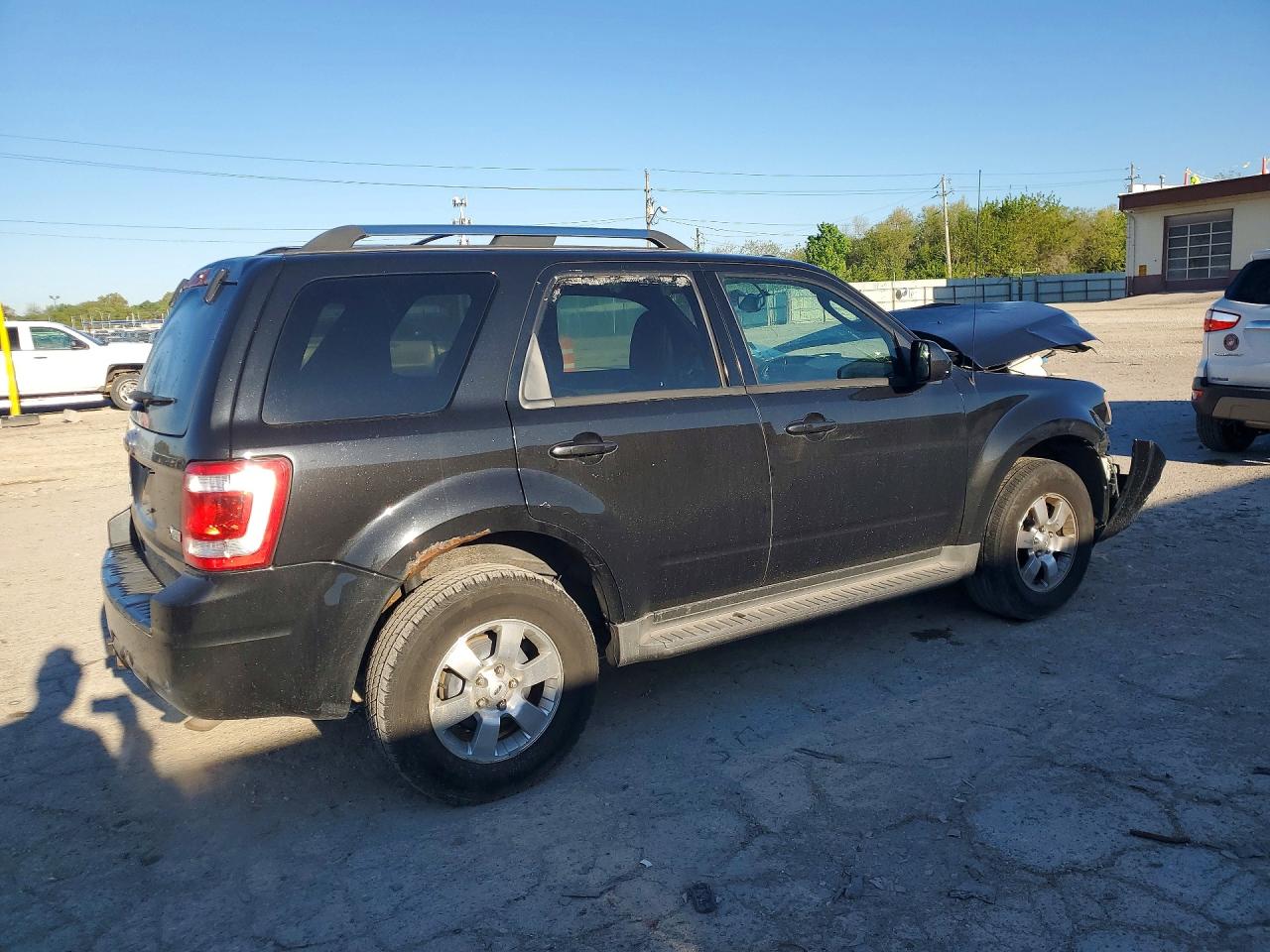 2011 FORD ESCAPE