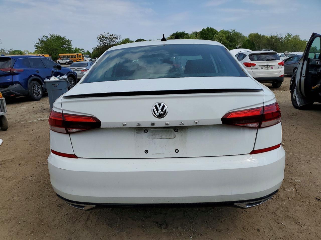 2020 VOLKSWAGEN PASSAT