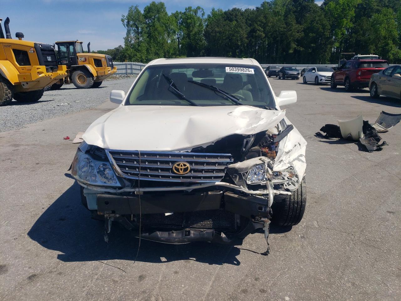2004 TOYOTA AVALON XLS