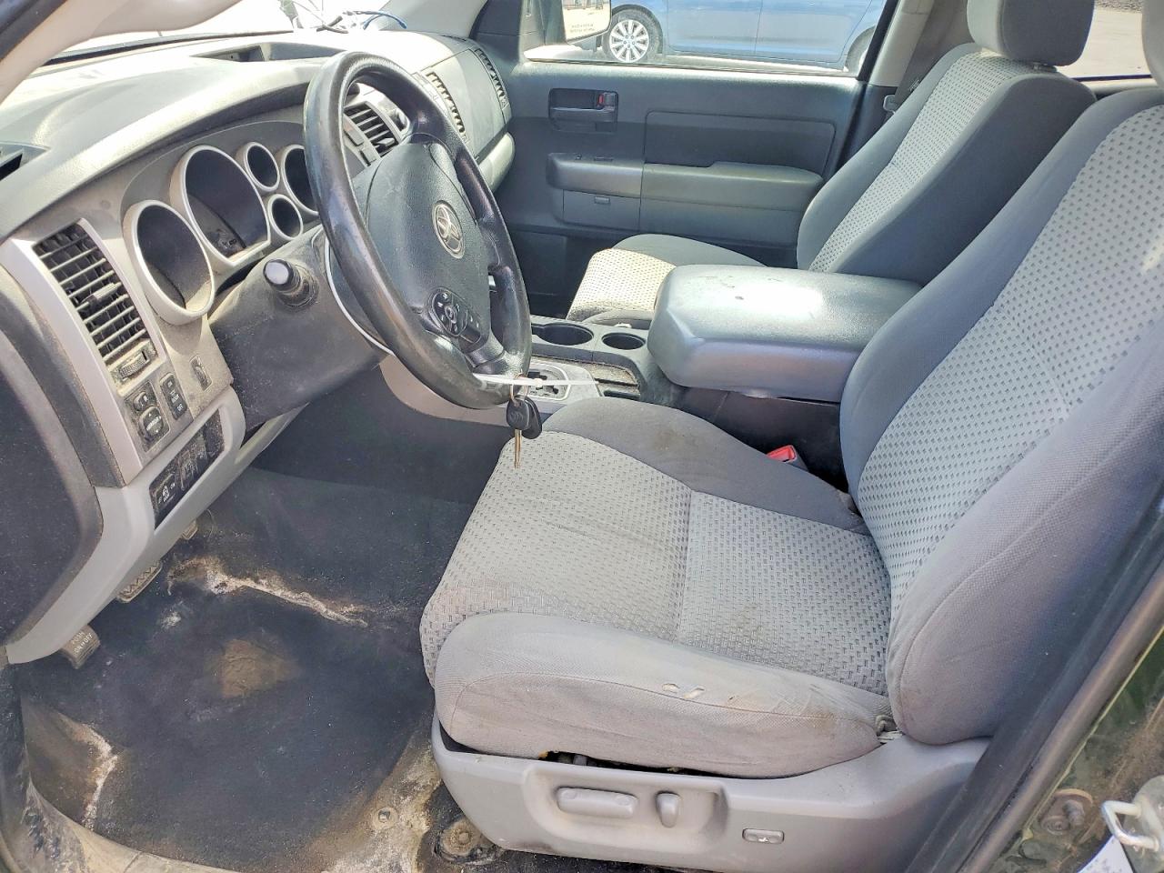 2012 TOYOTA TUNDRA