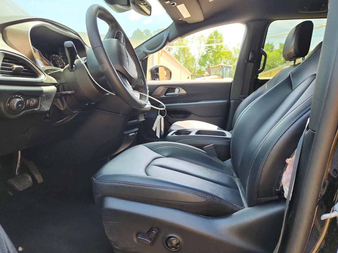 2025 CHRYSLER PACIFICA