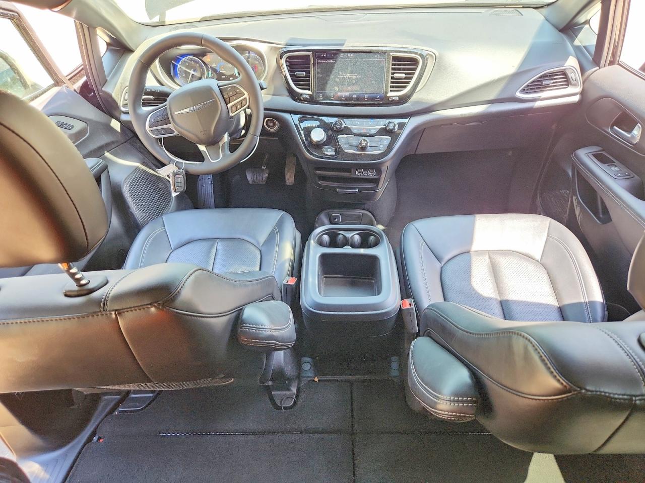 2025 CHRYSLER PACIFICA