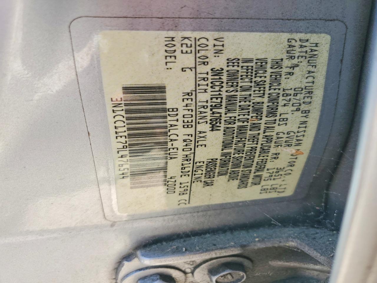 2009 NISSAN VERSA