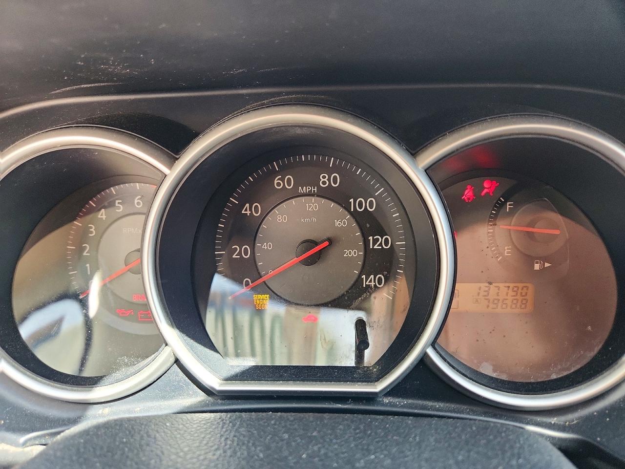 2009 NISSAN VERSA