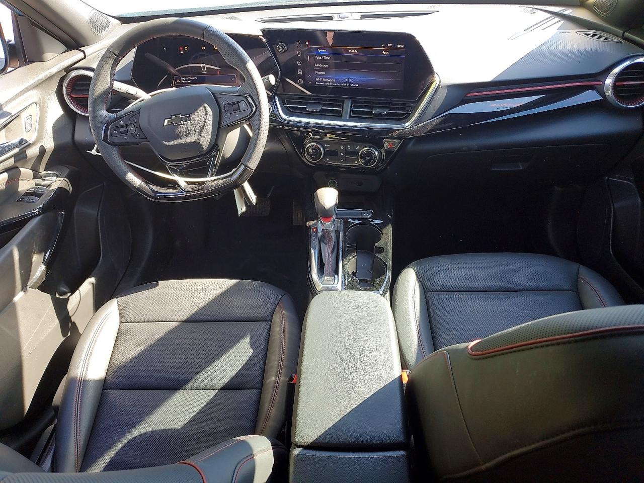 2025 CHEVROLET TRAX