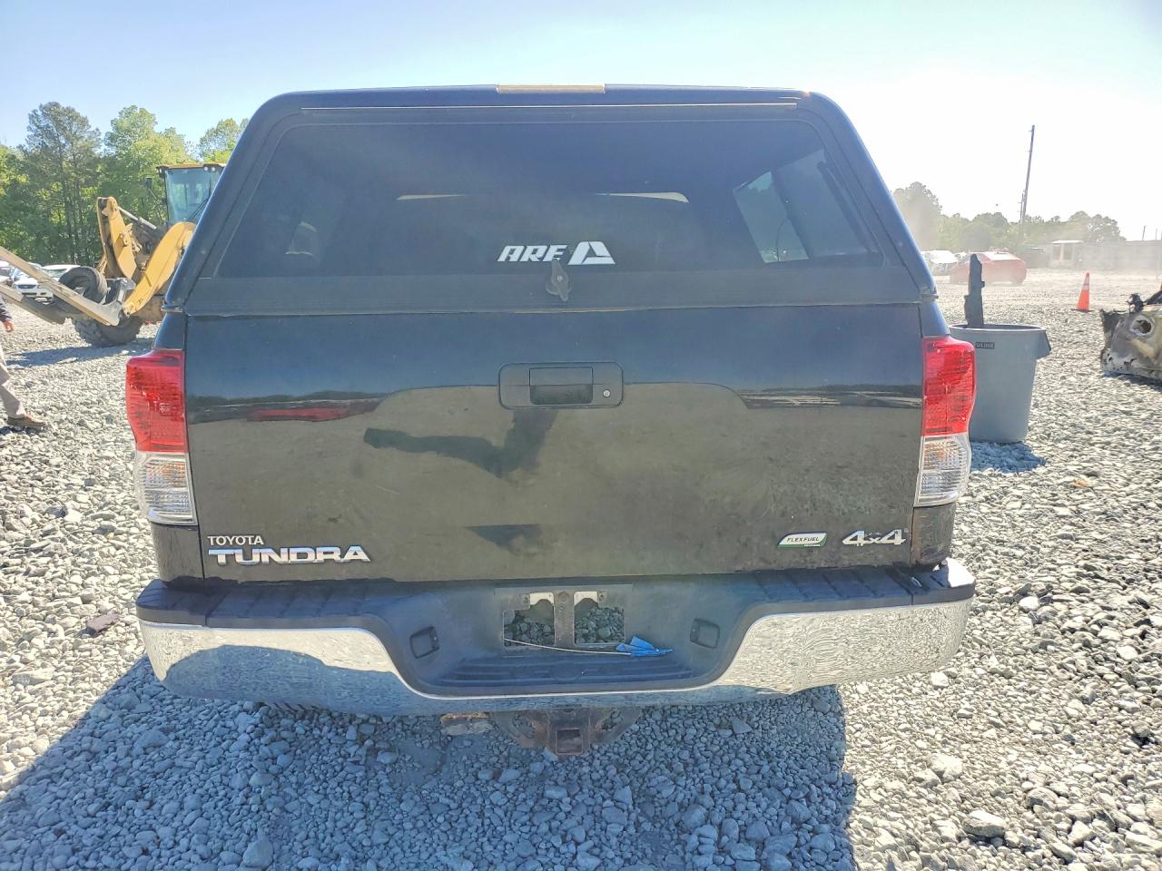 2011 TOYOTA TUNDRA