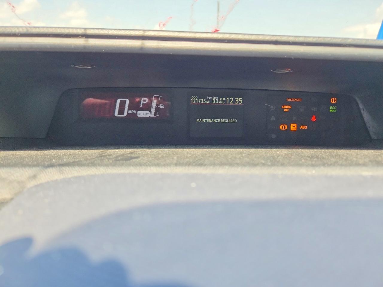 2016 TOYOTA PRIUS