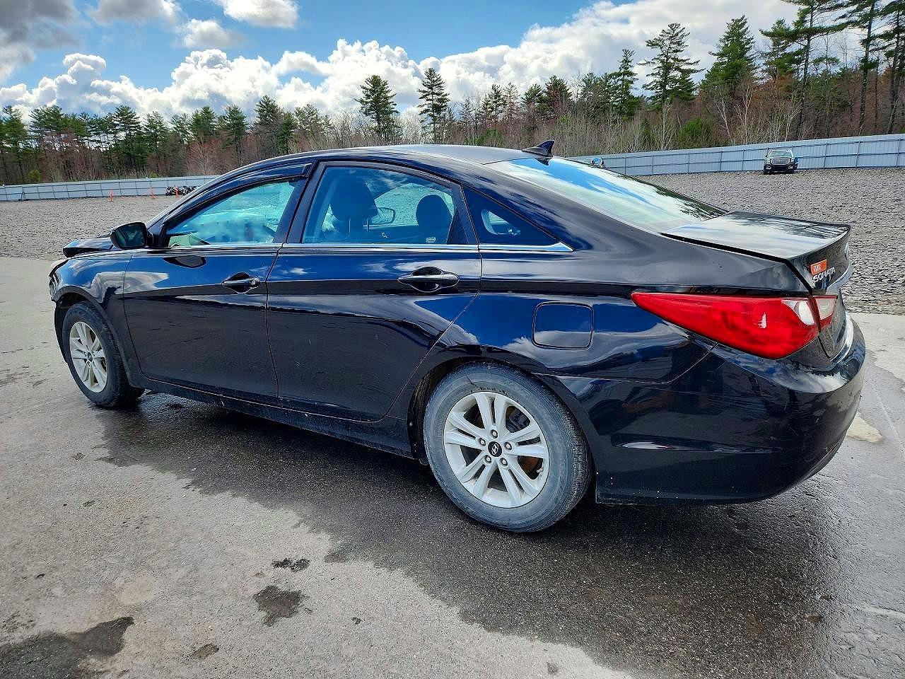 2011 HYUNDAI SONATA