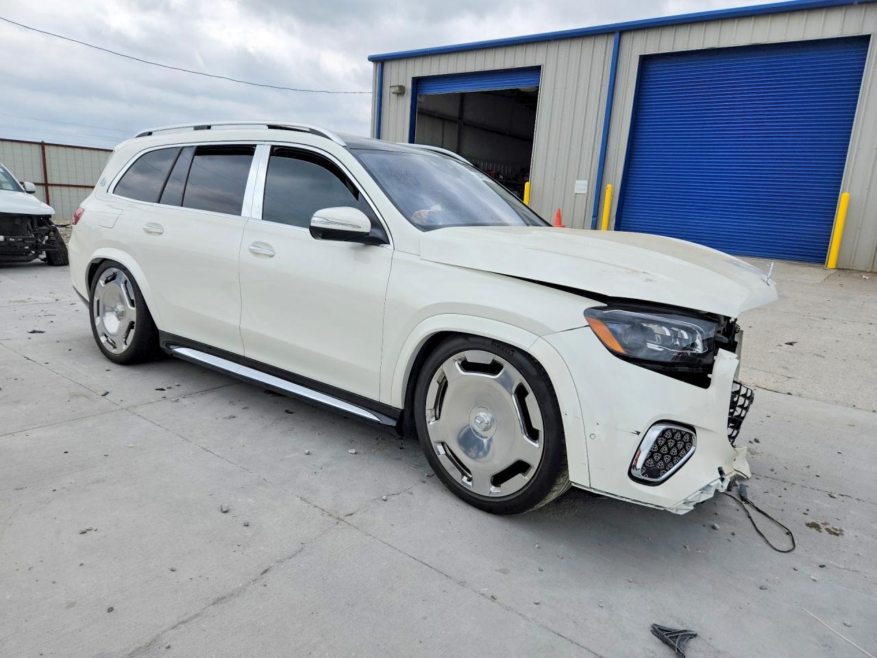 2024 MERCEDES-BENZ GLS-CLASS