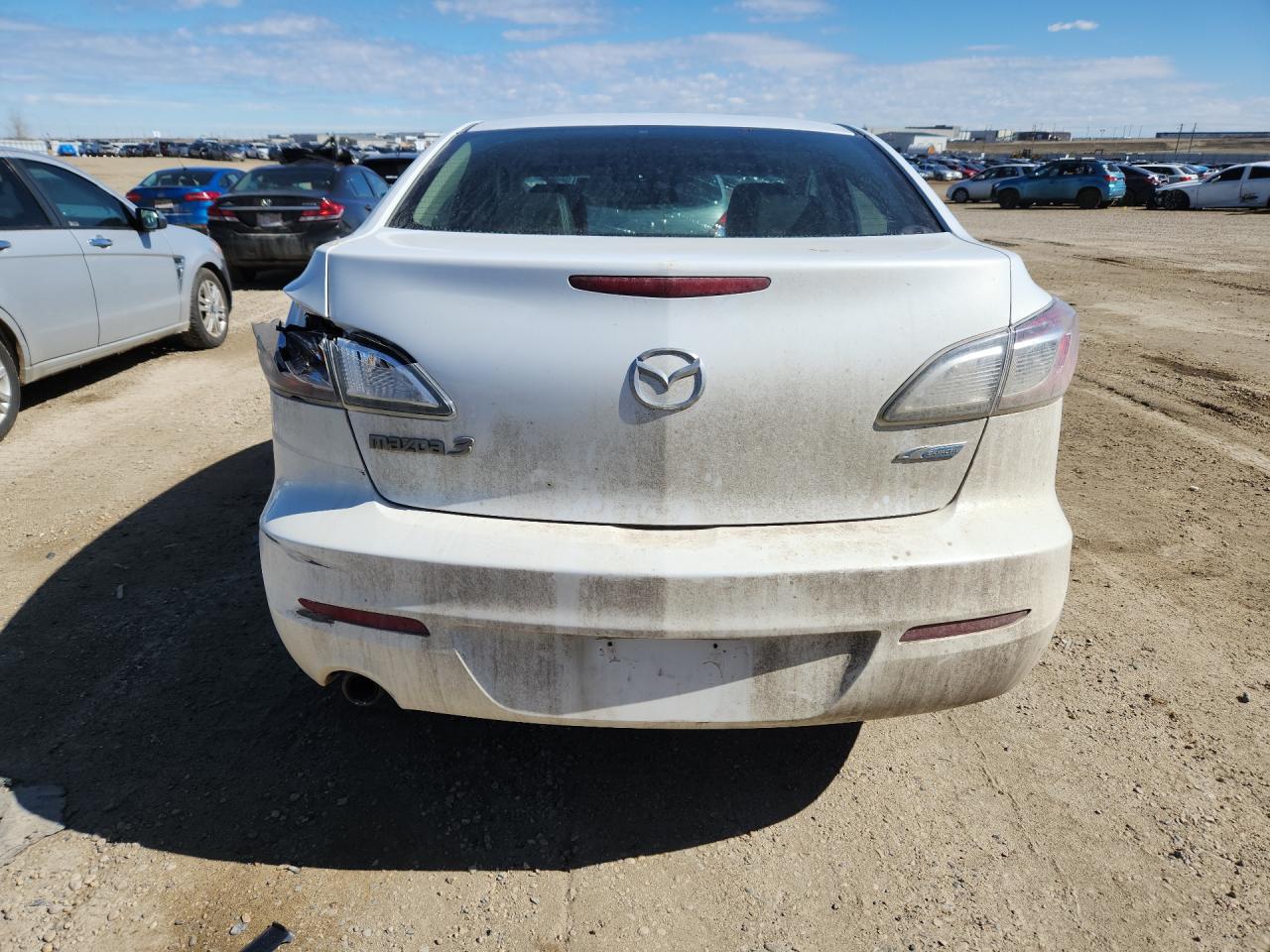 2013 MAZDA 3