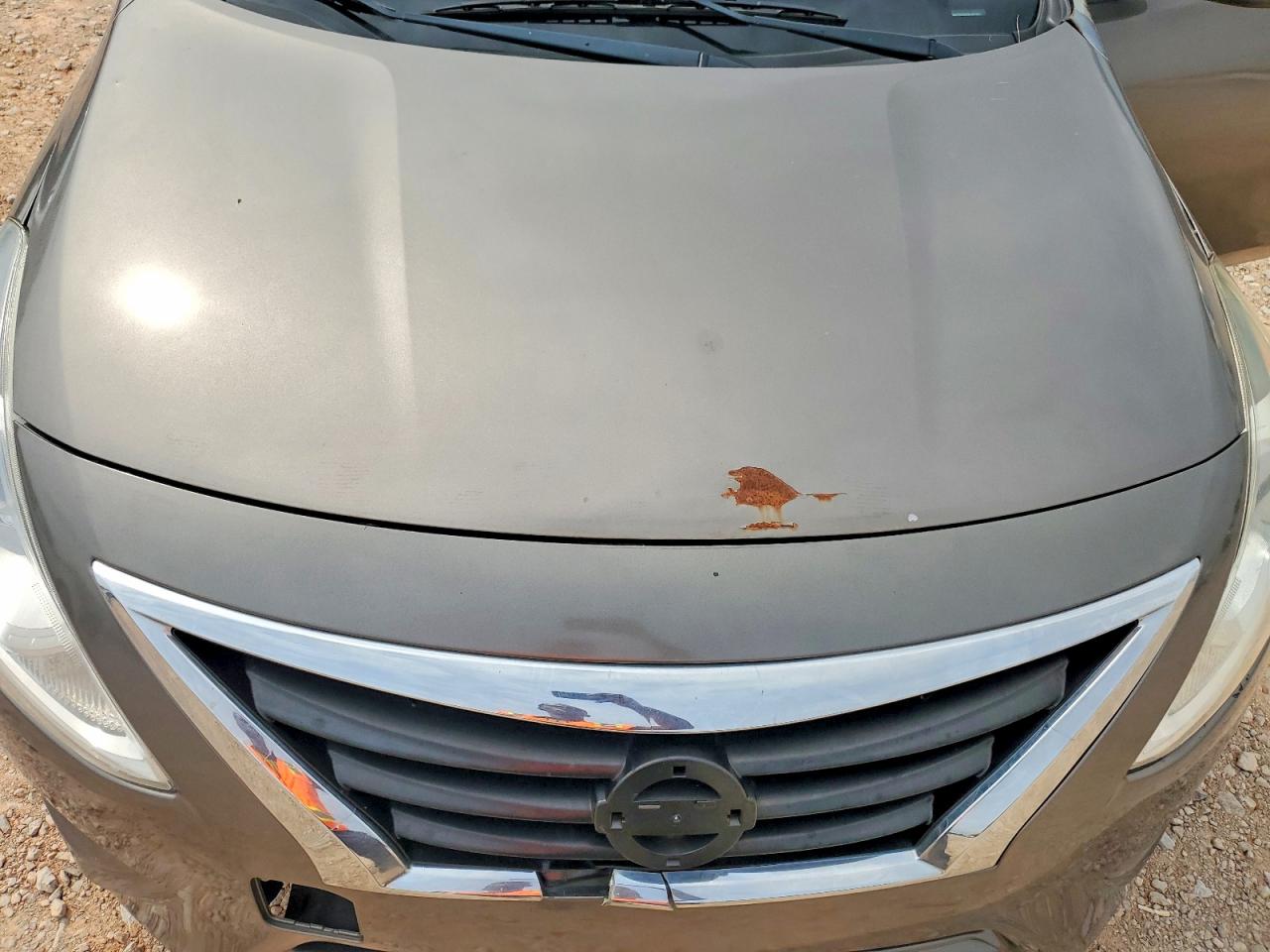 2015 NISSAN VERSA