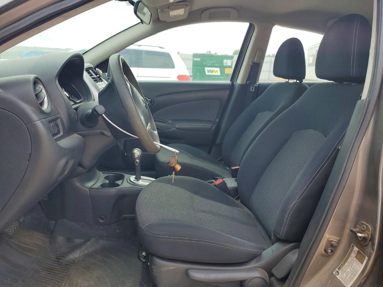 2015 NISSAN VERSA
