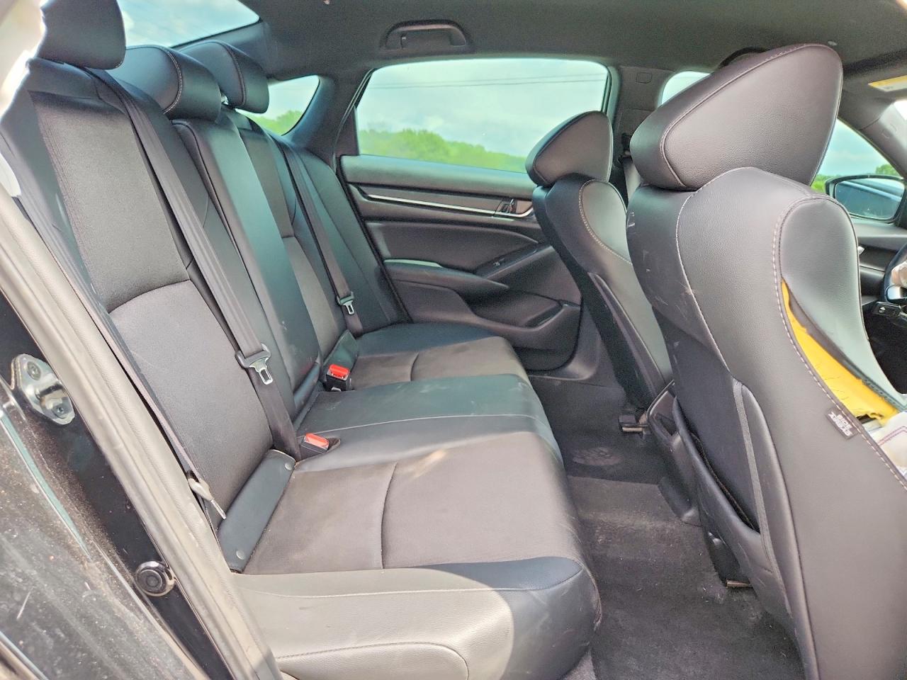 2021 HONDA ACCORD