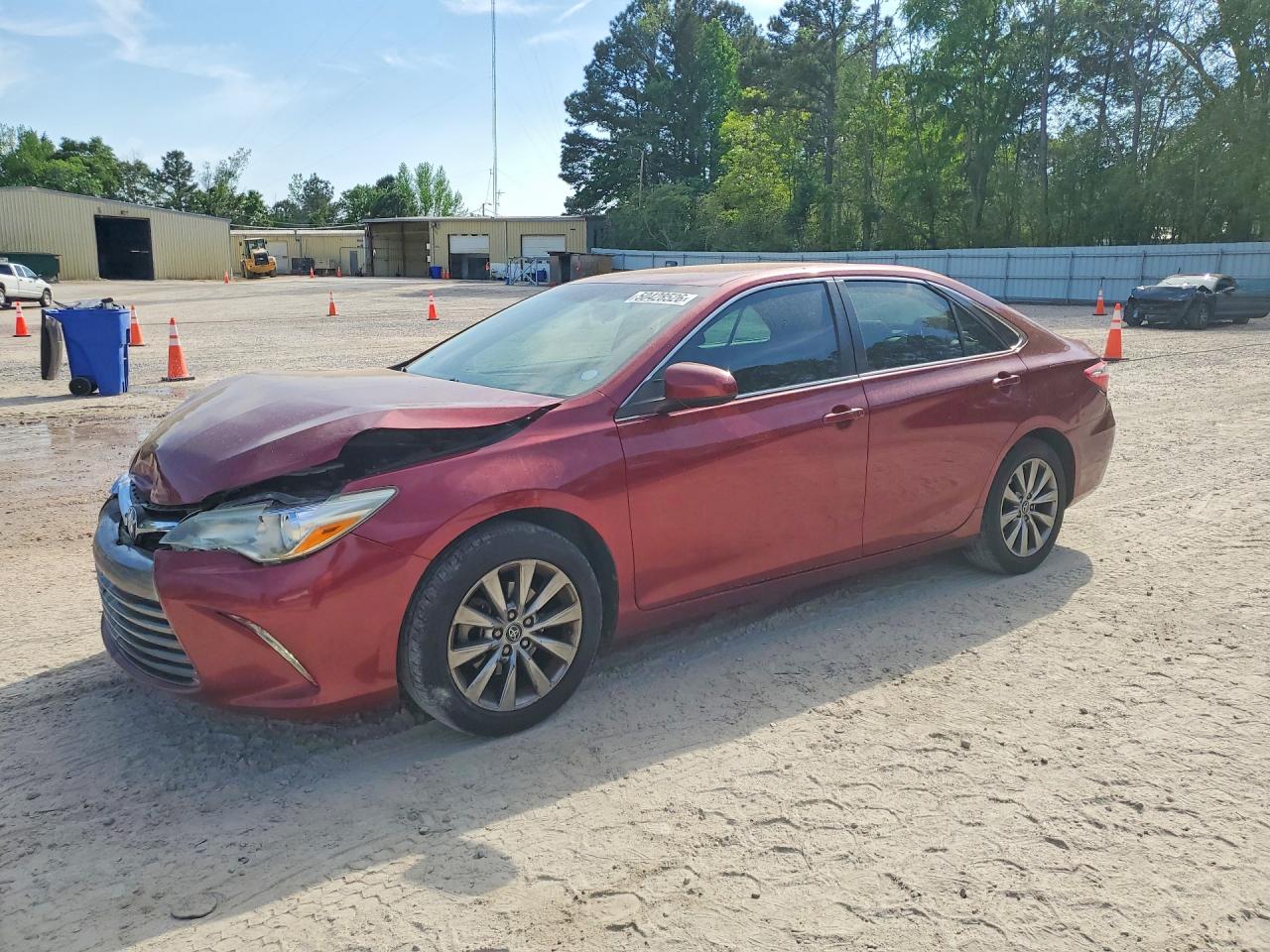 2016 TOYOTA CAMRY