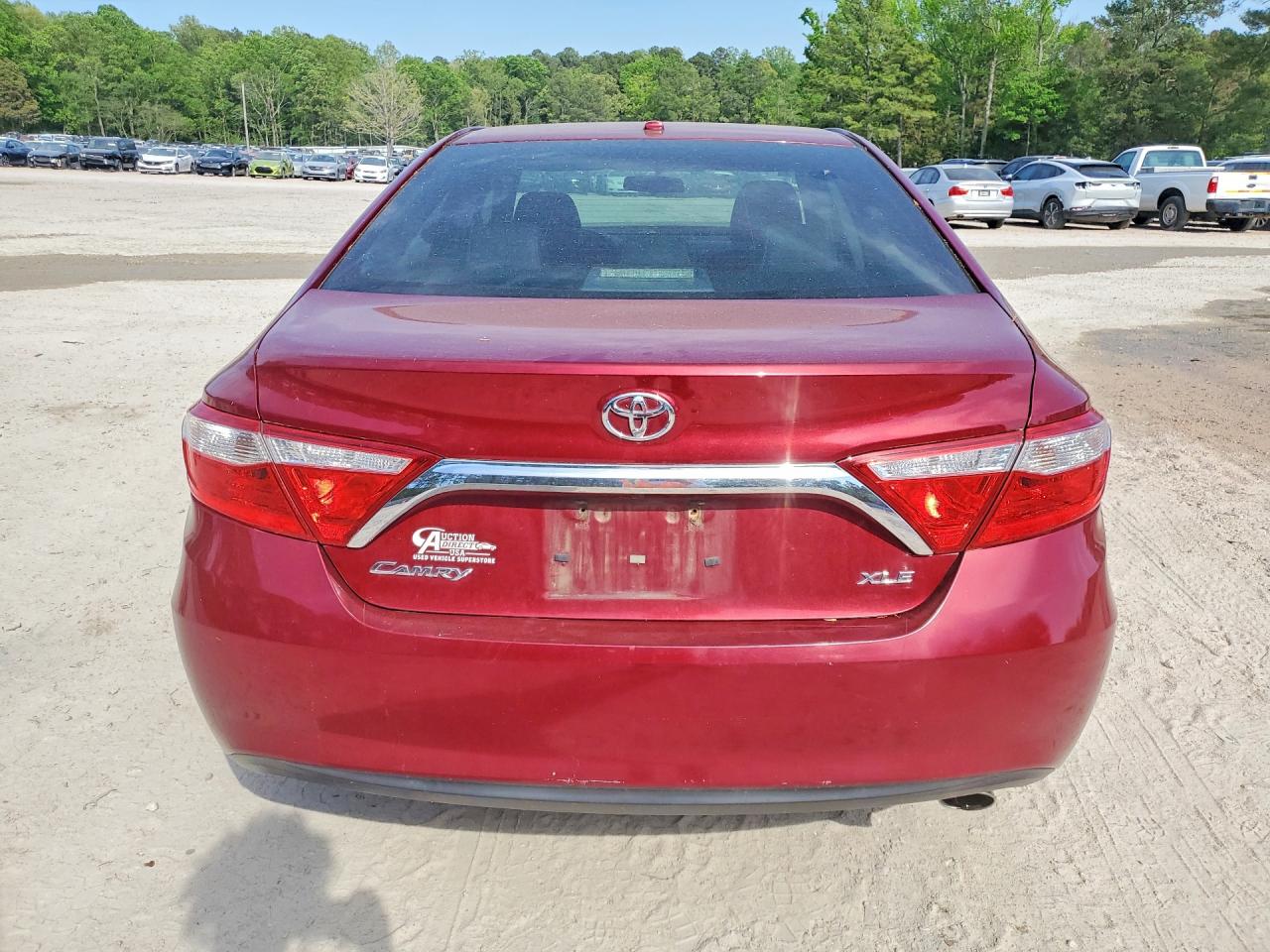 2016 TOYOTA CAMRY