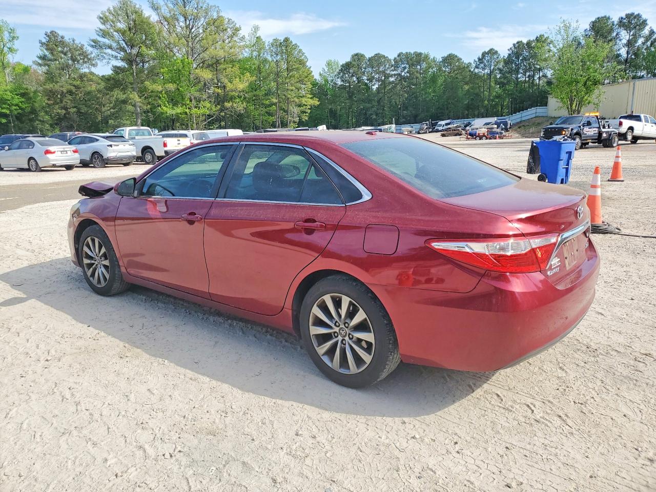 2016 TOYOTA CAMRY