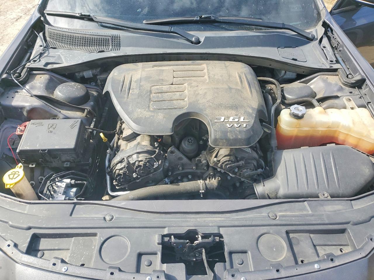 2019 CHRYSLER 300