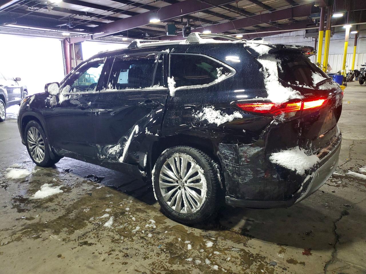 2021 TOYOTA HIGHLANDER