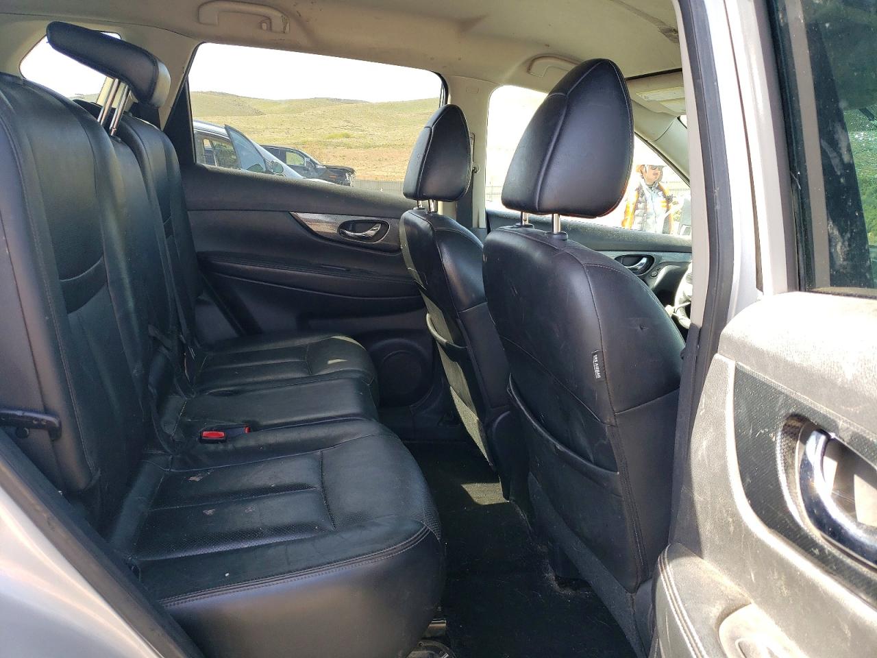 2014 NISSAN ROGUE
