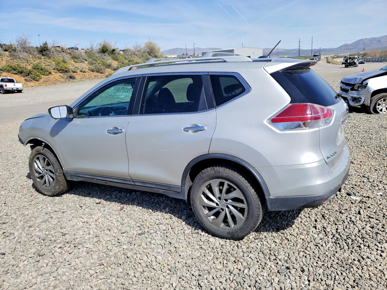 2014 NISSAN ROGUE