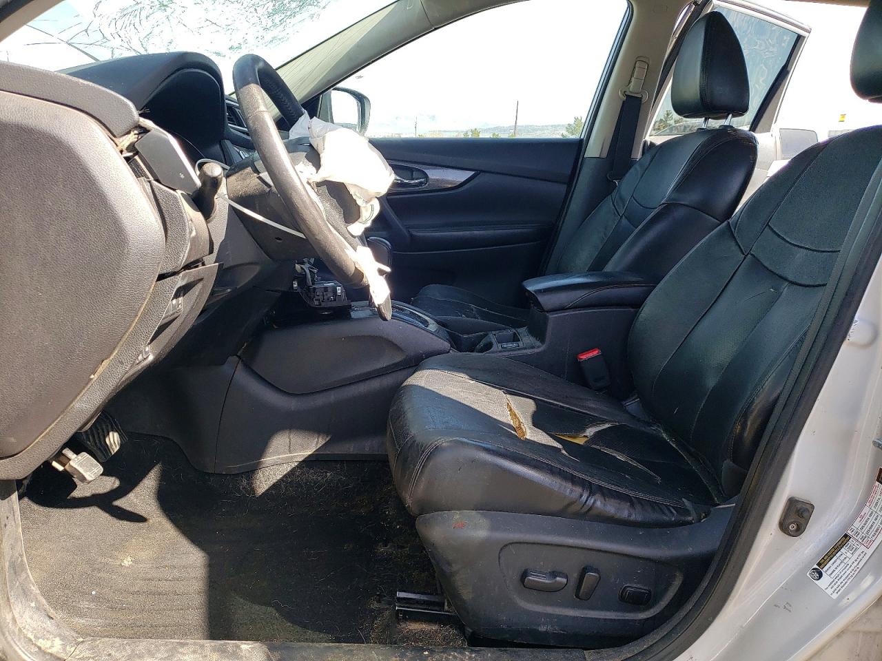 2014 NISSAN ROGUE