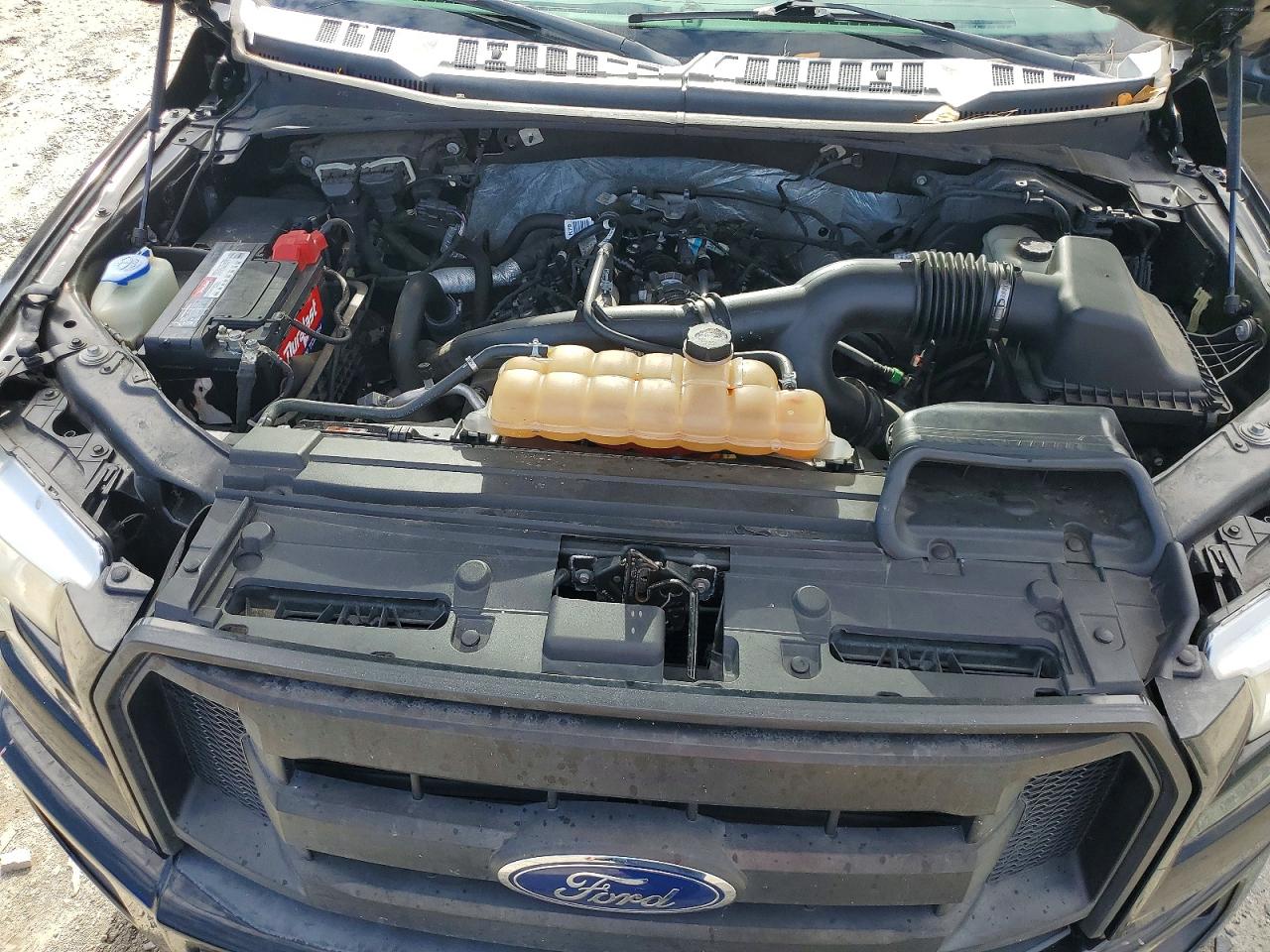 2016 FORD F150