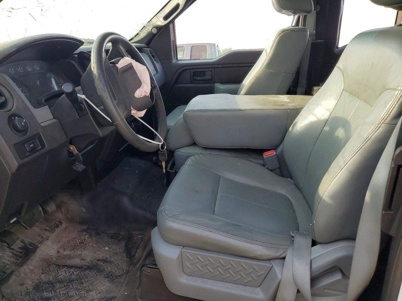 2012 FORD F150
