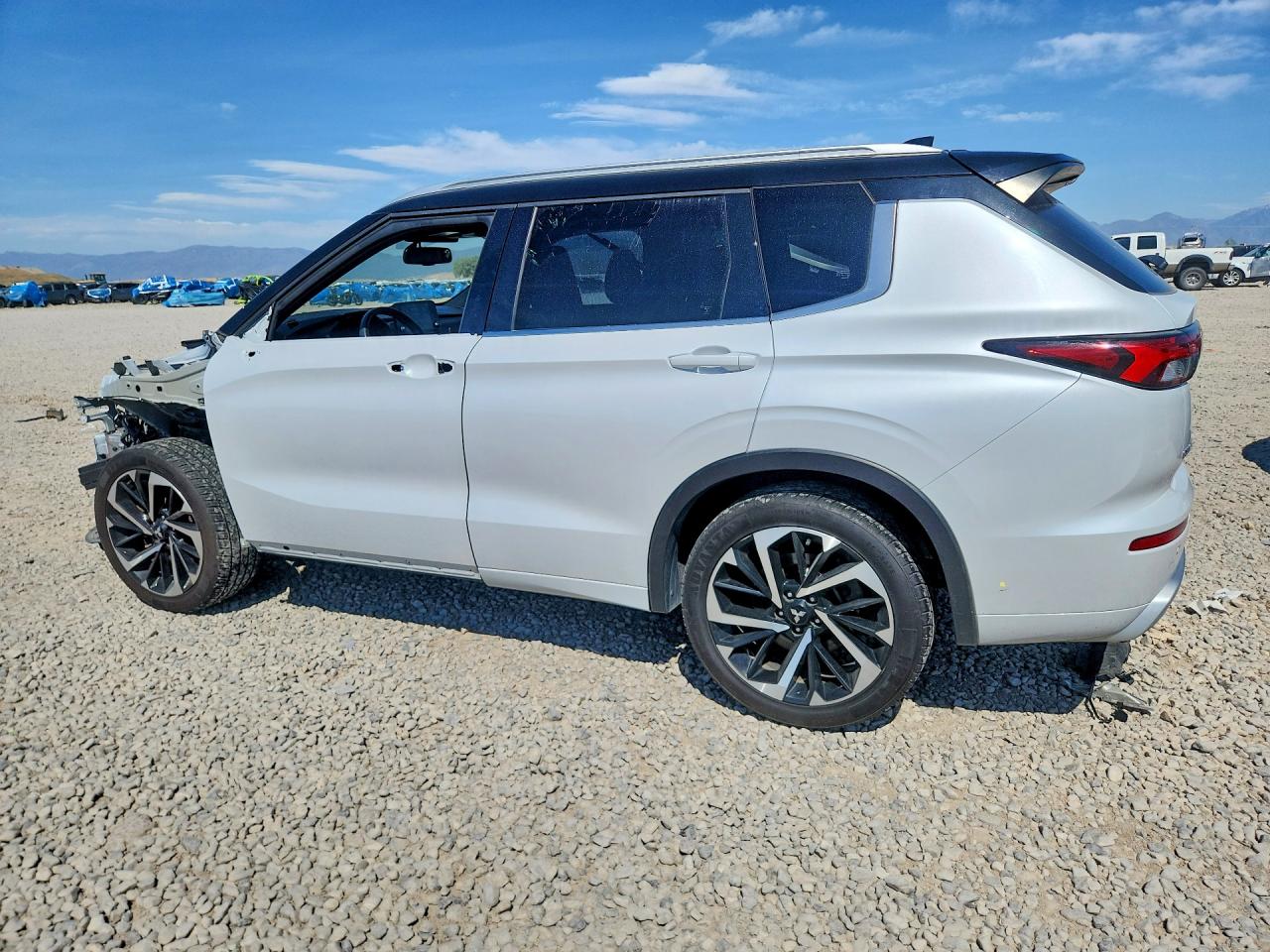 2024 MITSUBISHI OUTLANDER