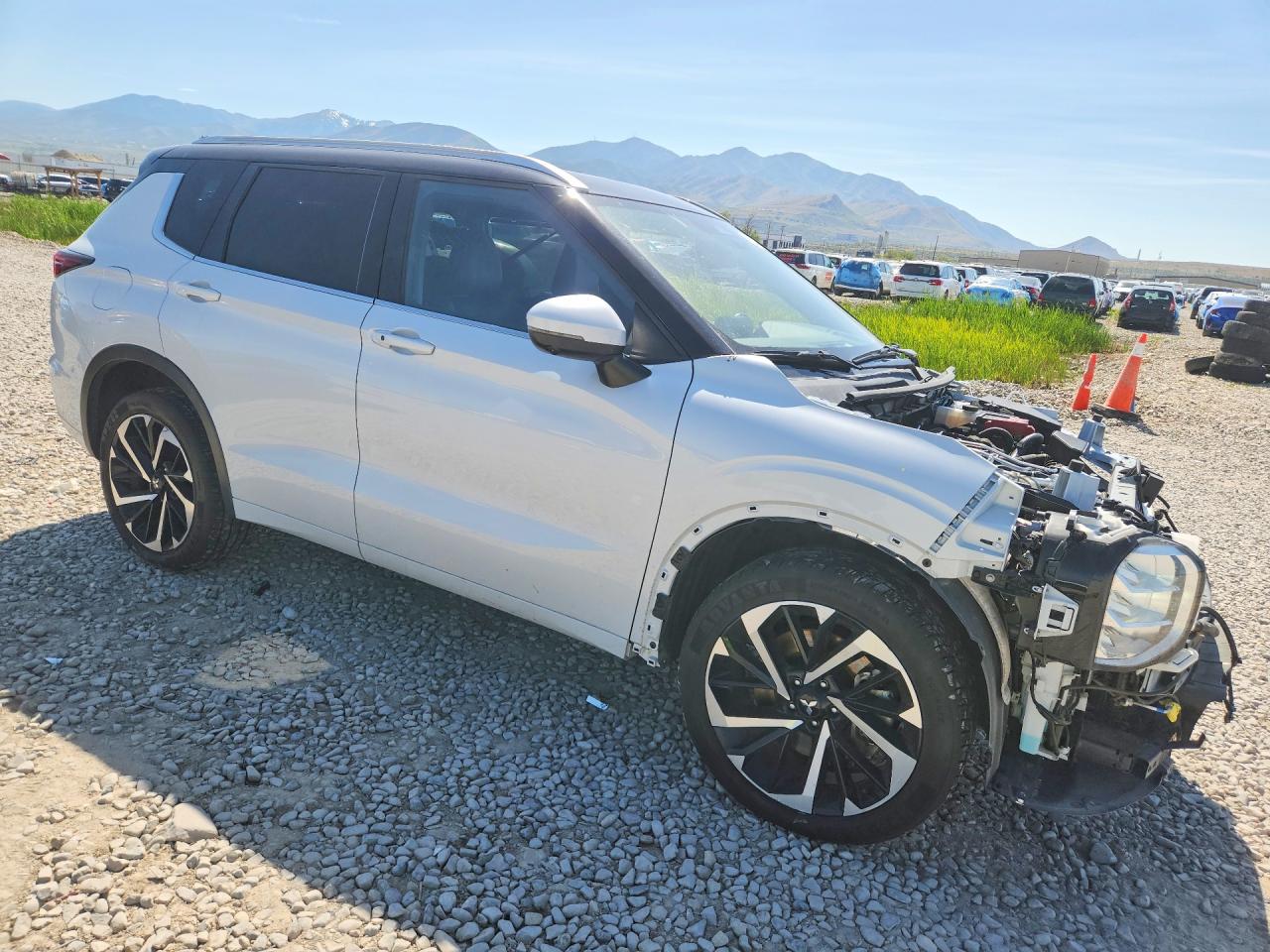 2024 MITSUBISHI OUTLANDER