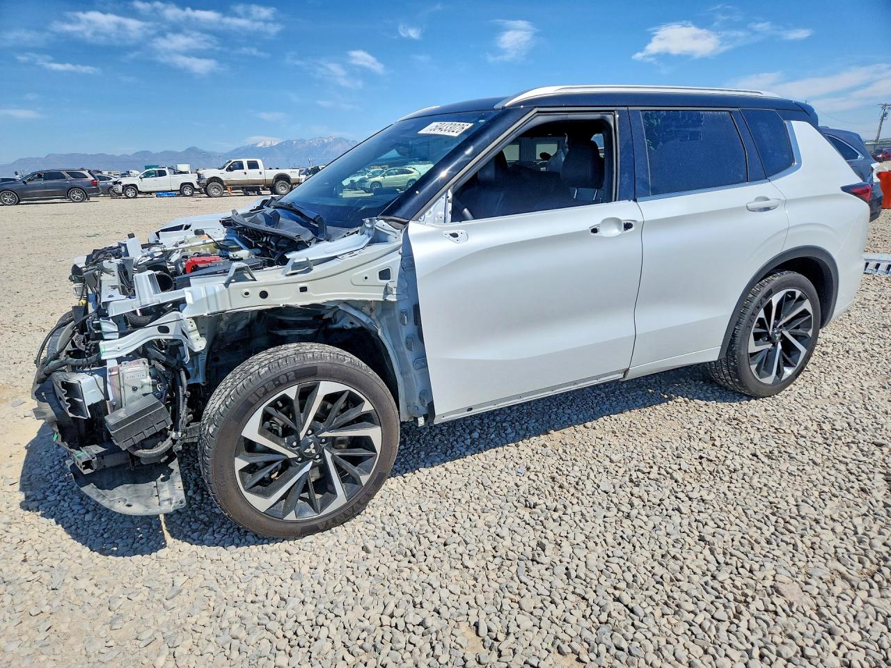 2024 MITSUBISHI OUTLANDER