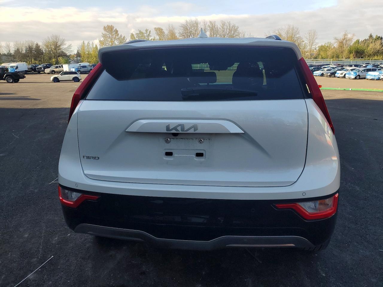 2025 KIA NIRO