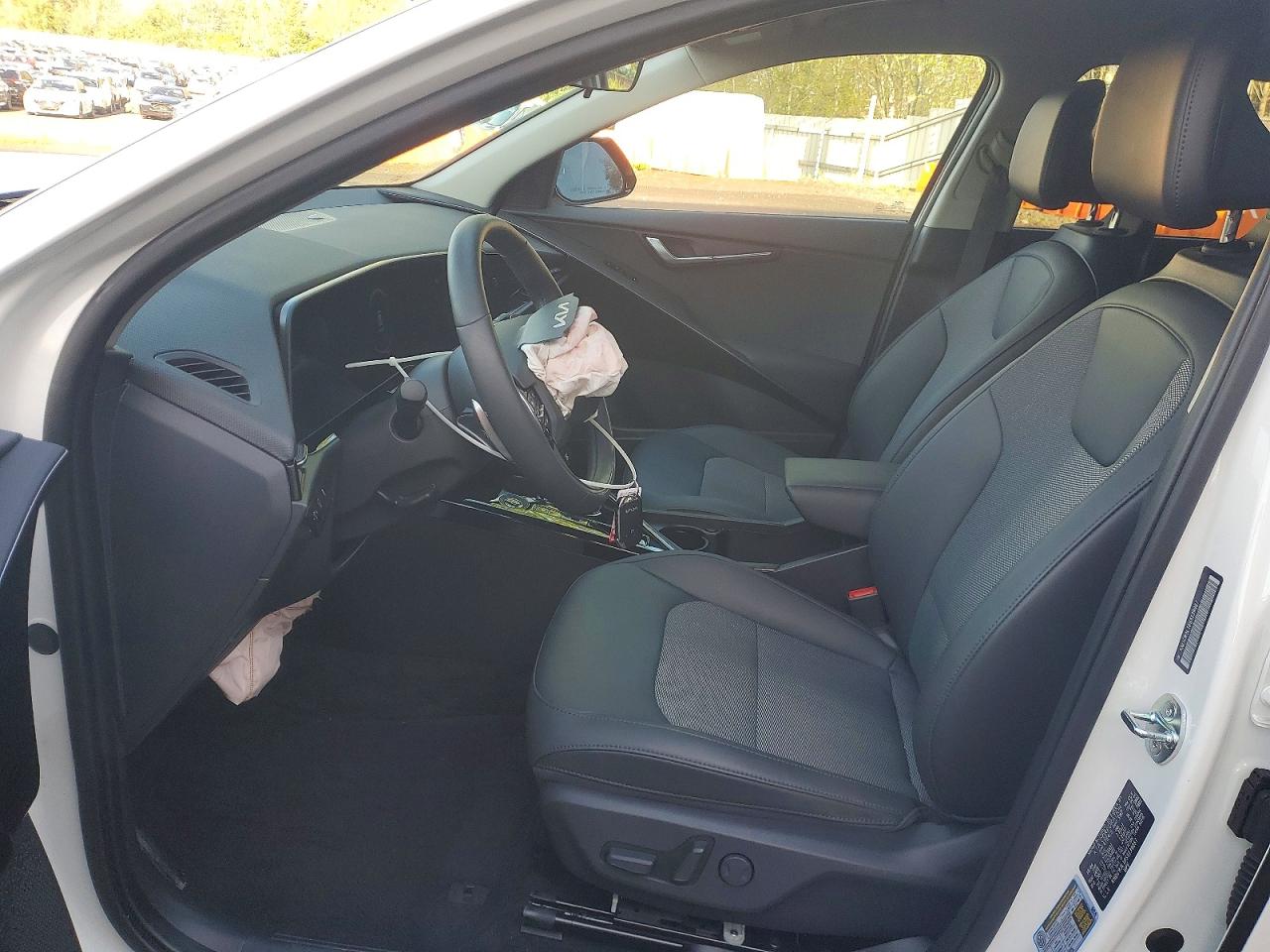 2025 KIA NIRO