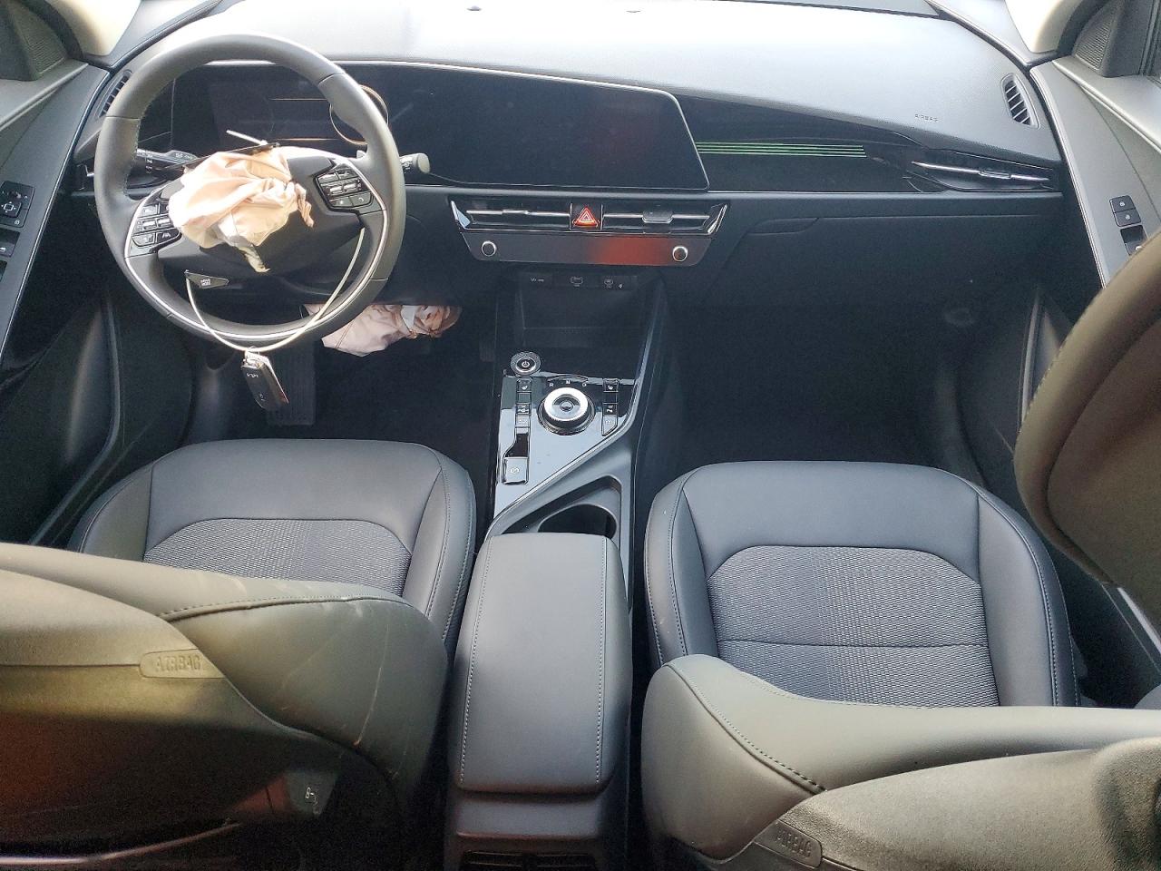 2025 KIA NIRO