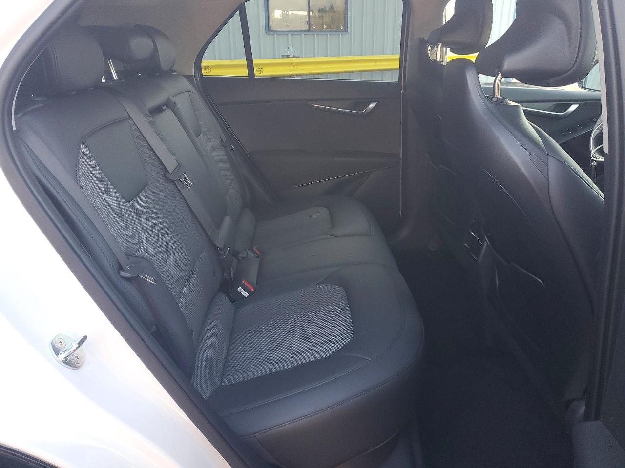 2025 KIA NIRO