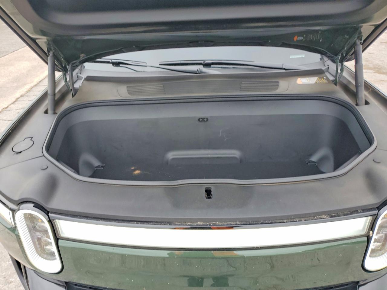2023 RIVIAN RIT