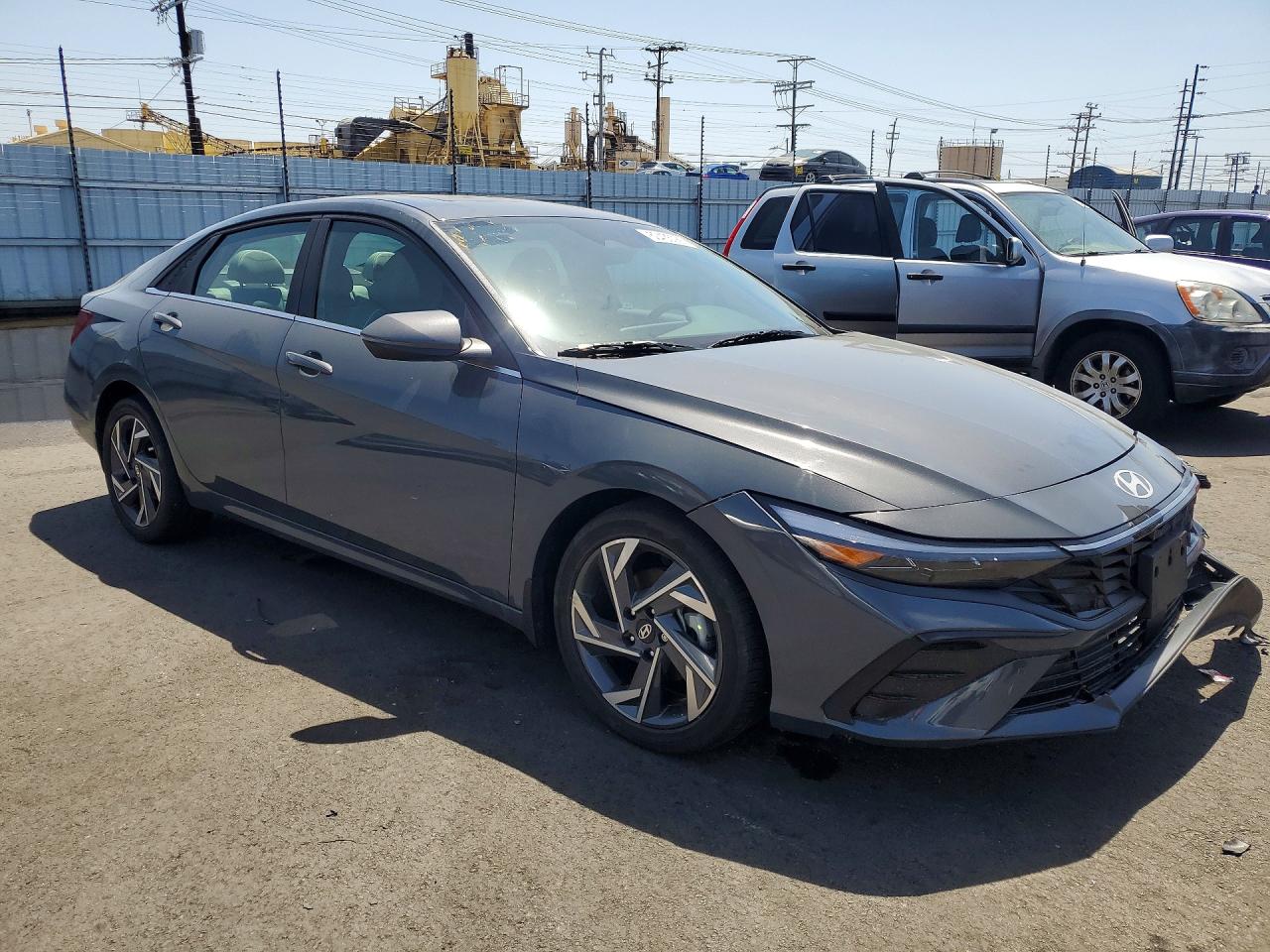 2024 HYUNDAI ELANTRA