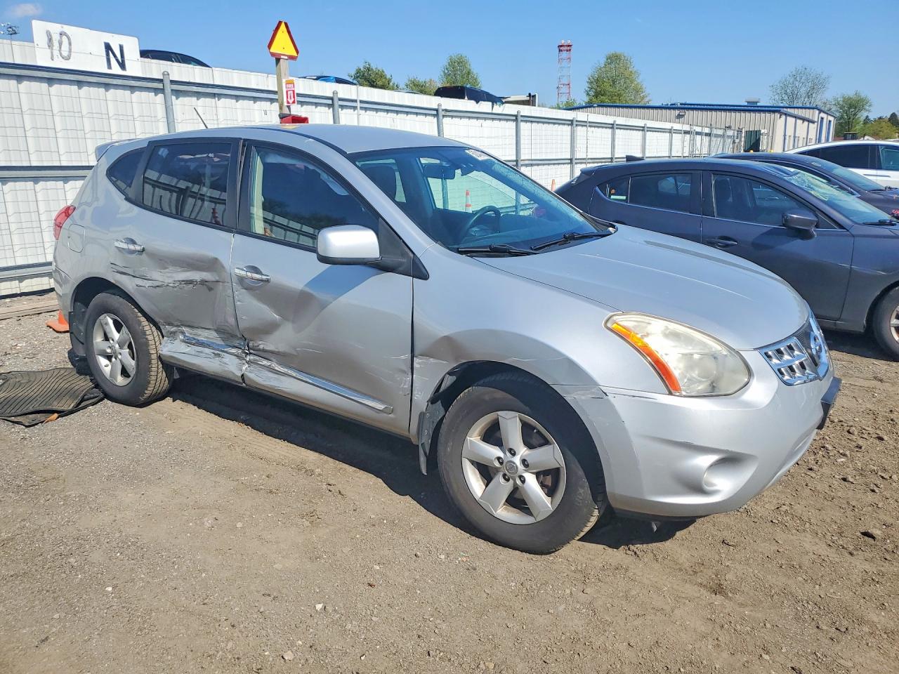 2013 NISSAN ROGUE