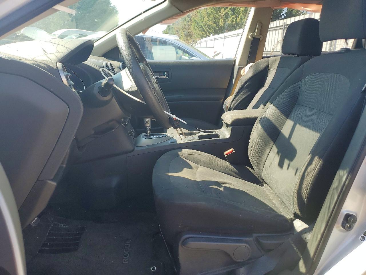 2013 NISSAN ROGUE