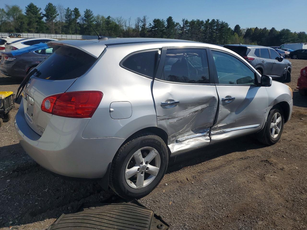 2013 NISSAN ROGUE