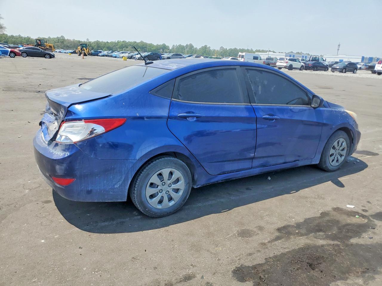 2016 HYUNDAI ACCENT