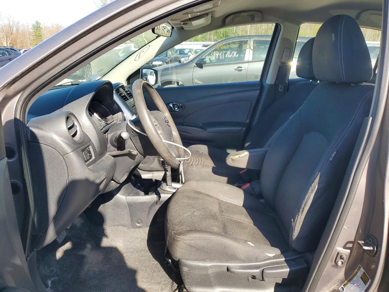 2016 NISSAN VERSA
