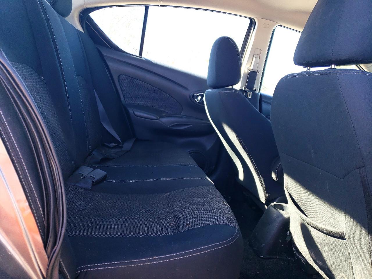 2016 NISSAN VERSA