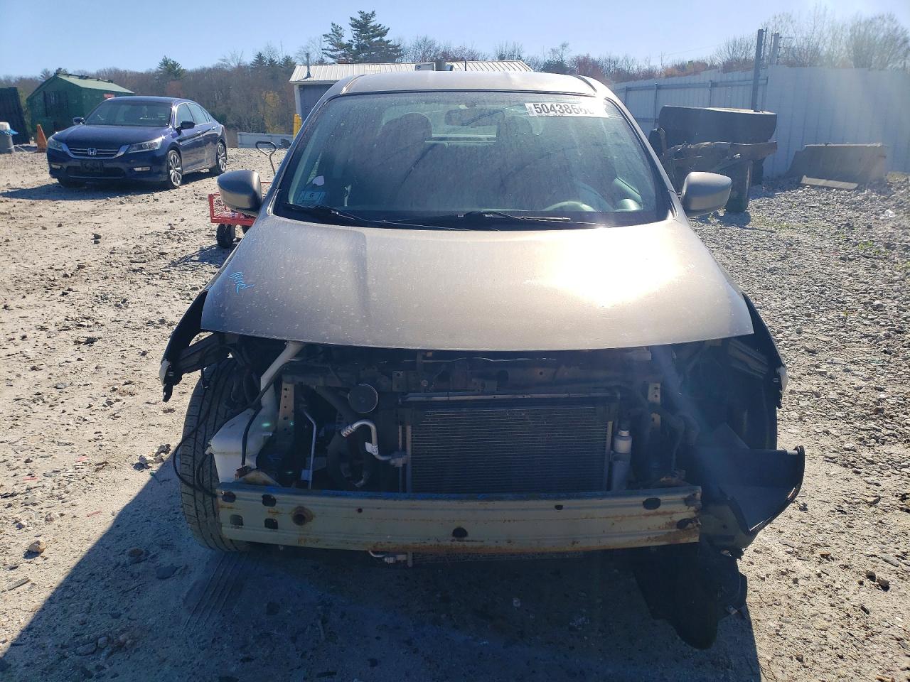 2016 NISSAN VERSA