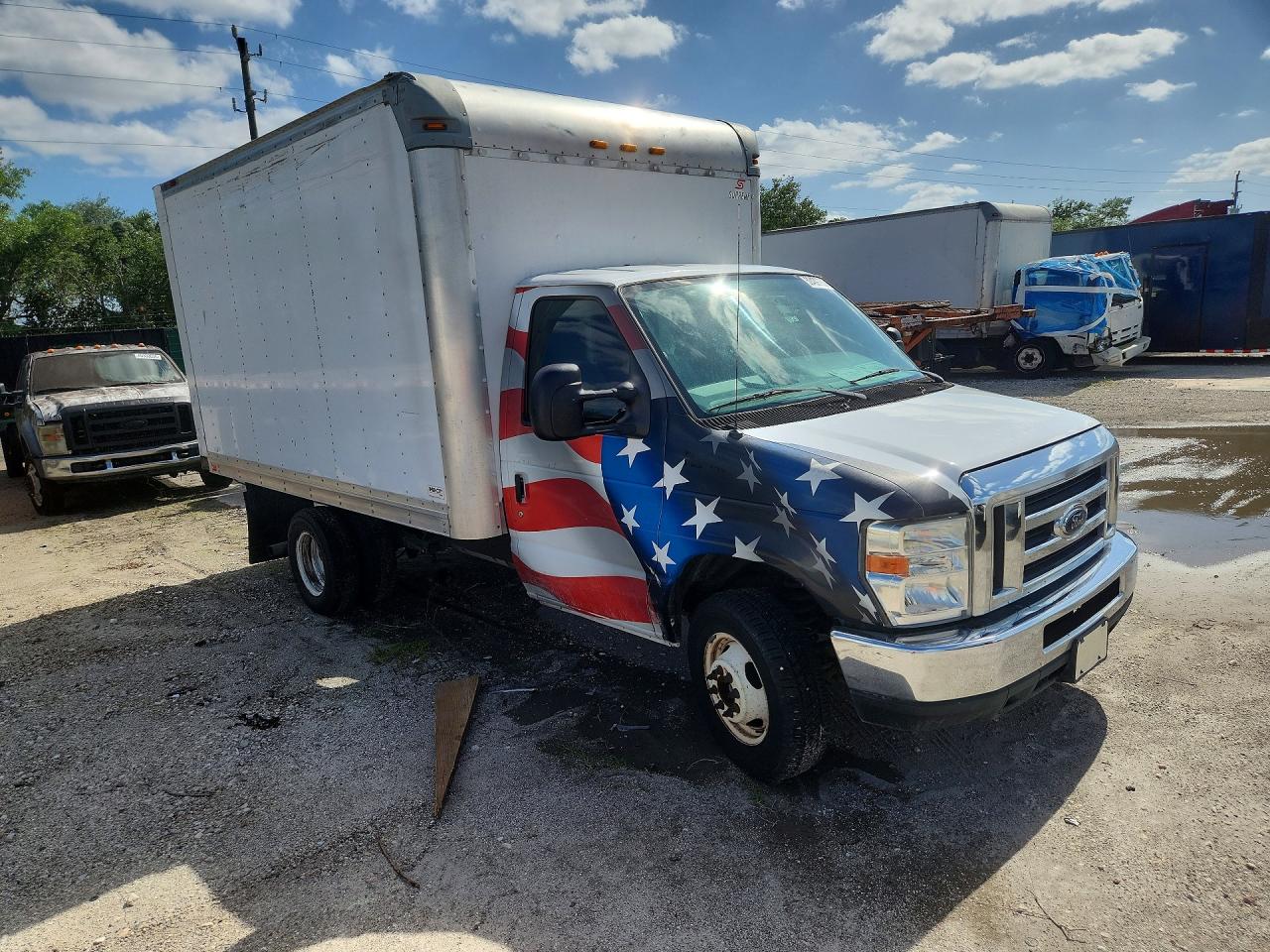 2017 FORD ECONOLINE