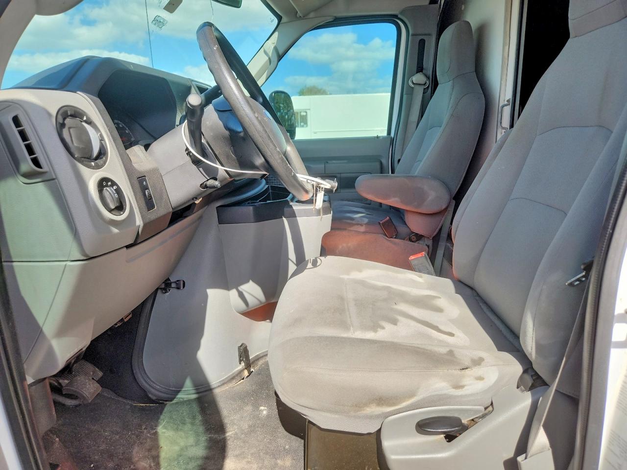 2017 FORD ECONOLINE