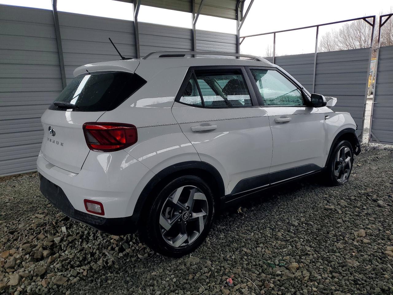 2023 HYUNDAI VENUE