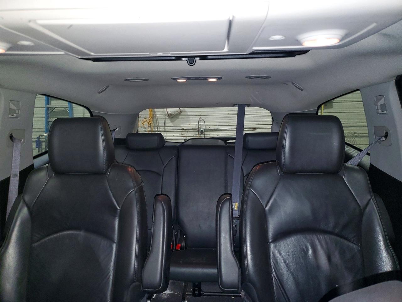2011 CHEVROLET TRAVERSE