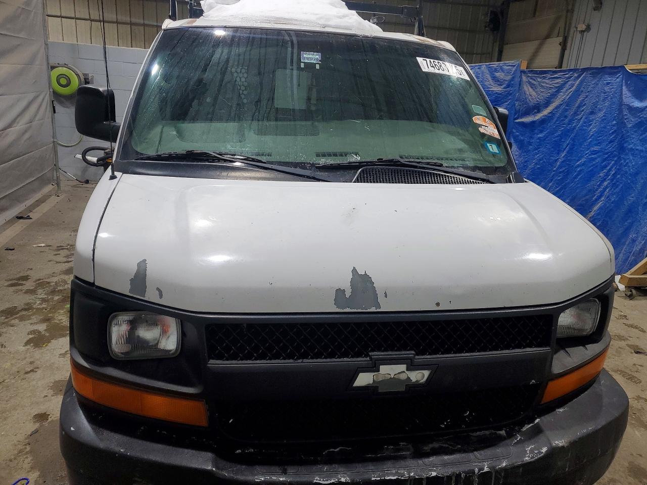 2005 CHEV EXPRESS