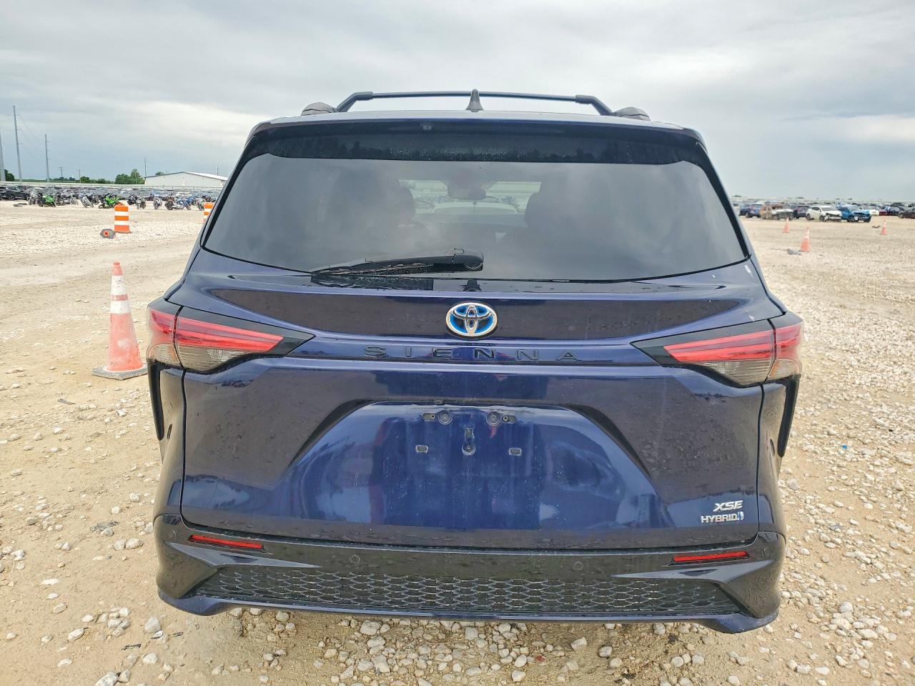 2022 TOYOTA SIENNA